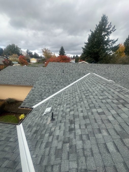 Finished architectural shingle roof with white drip edge, Portland OR
